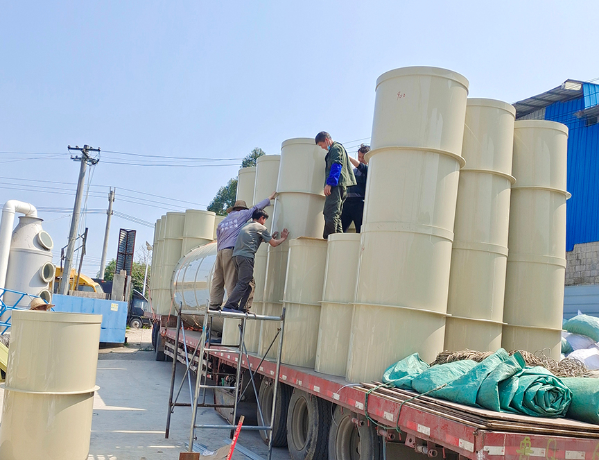 工厂通风管道出货现场